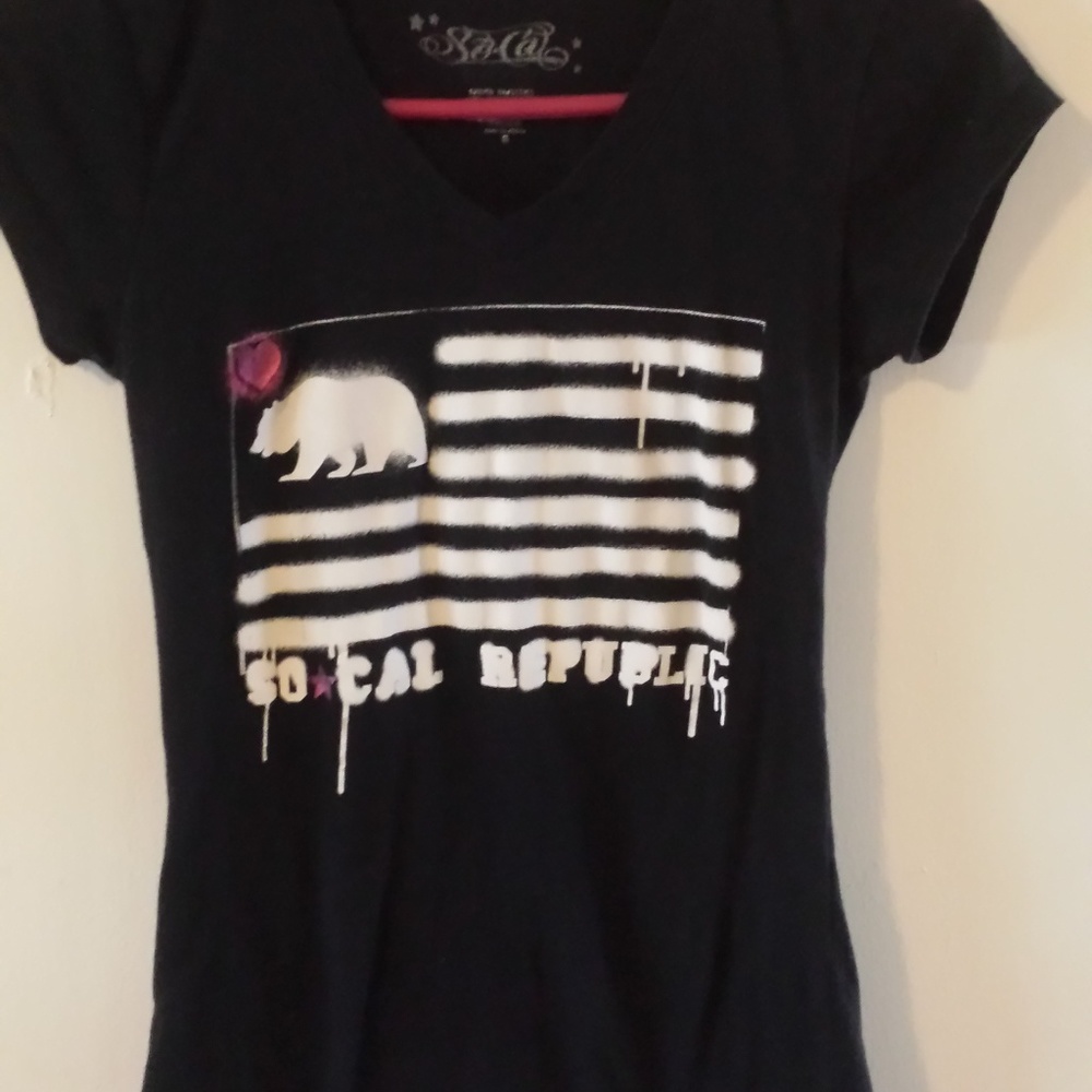 small womens top so cal brand